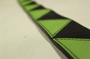 グリーン＆ブラックコンビ・レザーギターストラップ